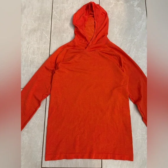Lululemon Men’s Bright Orange Hooded Sweatshirt - Picture 6 of 7
